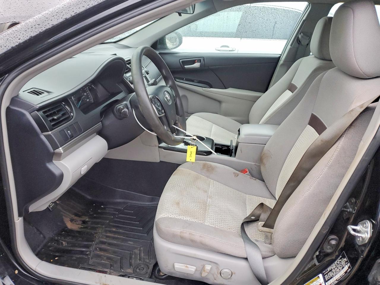 2013 TOYOTA CAMRY L photo 7