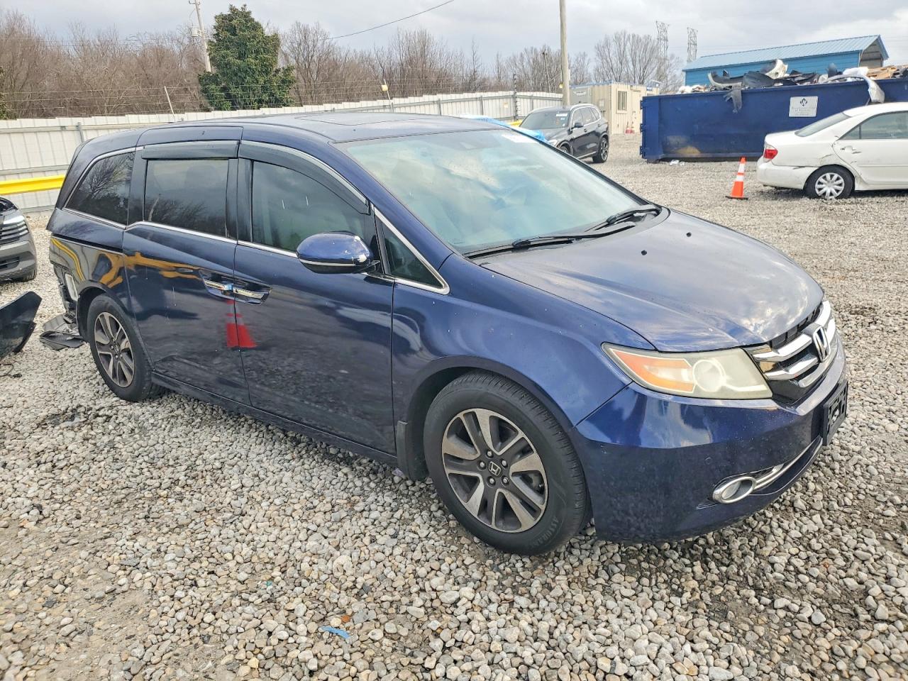 2016 HONDA ODYSSEY TOURING photo 4