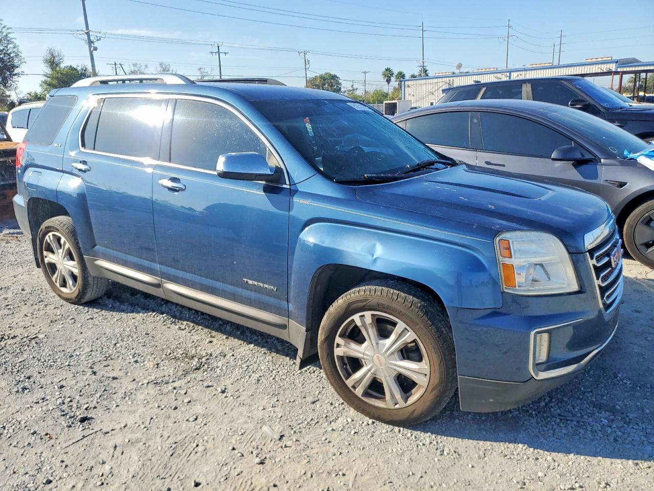 2017 GMC TERRAIN SLT photo 7