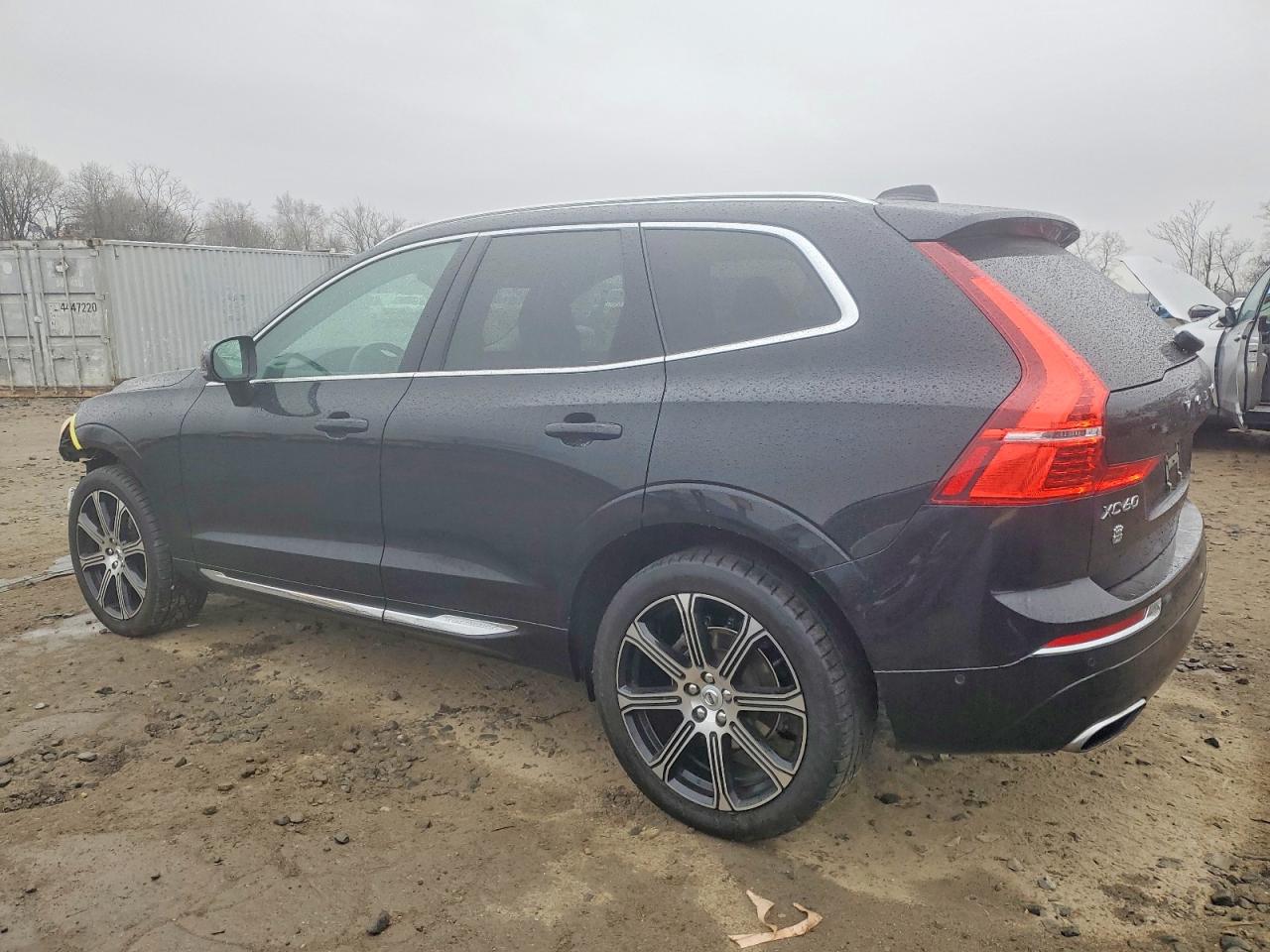 2019 VOLVO XC60 T5 INSCRIPTION photo 2