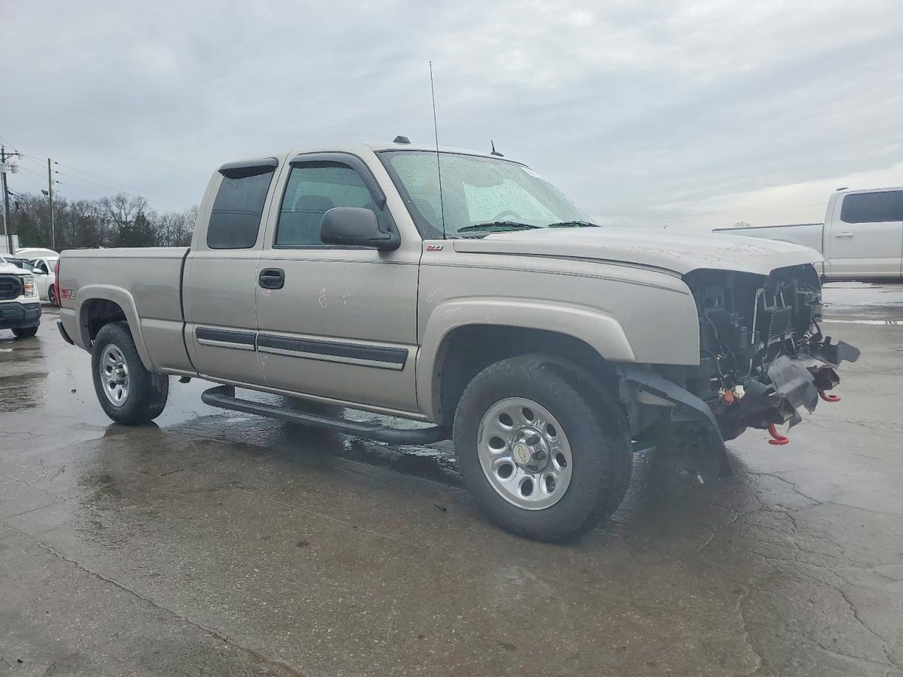 2004 CHEVROLET SILVERADO K1500 photo 7