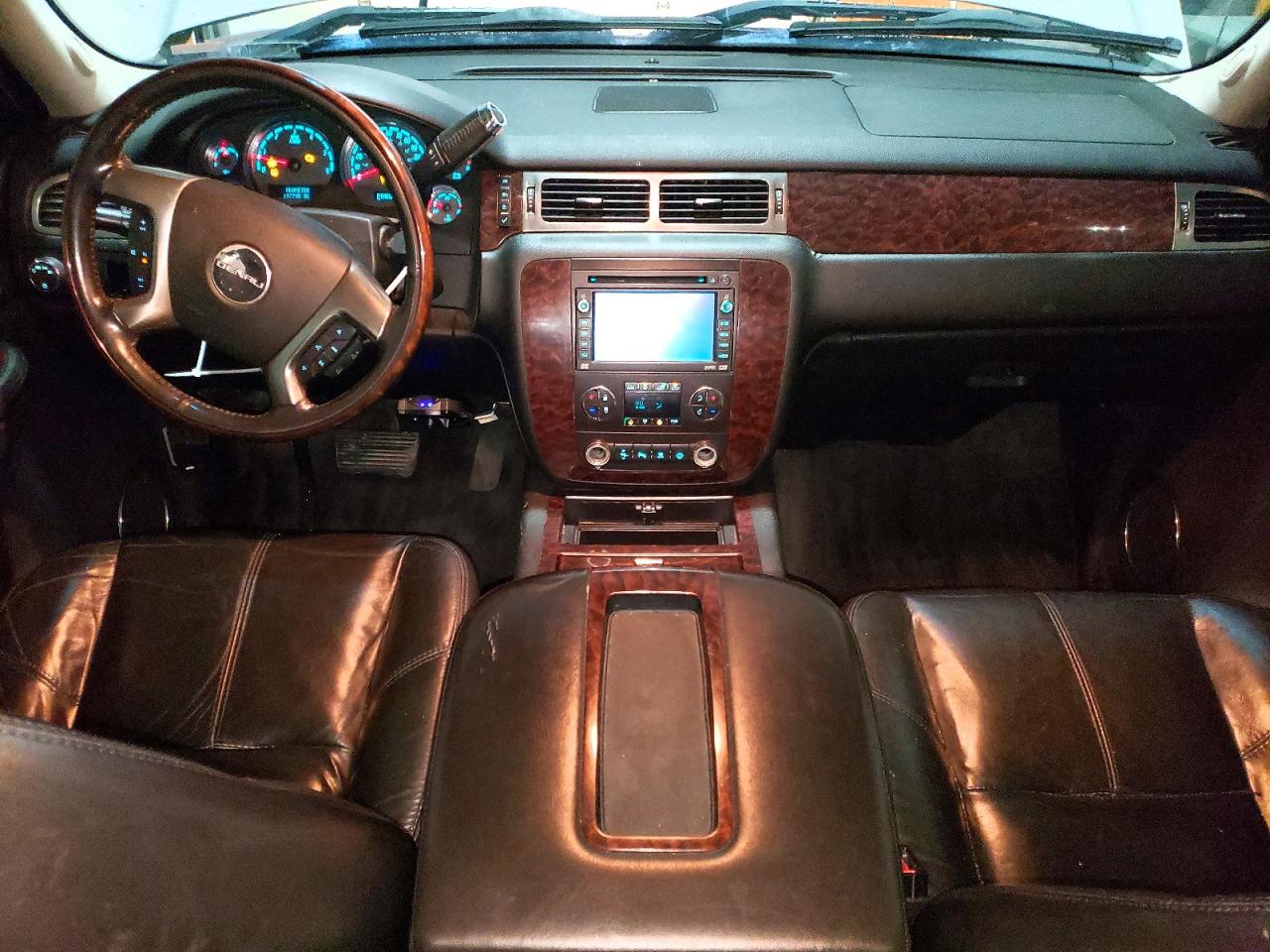 2007 GMC NEW SIERRA DENALI photo 8
