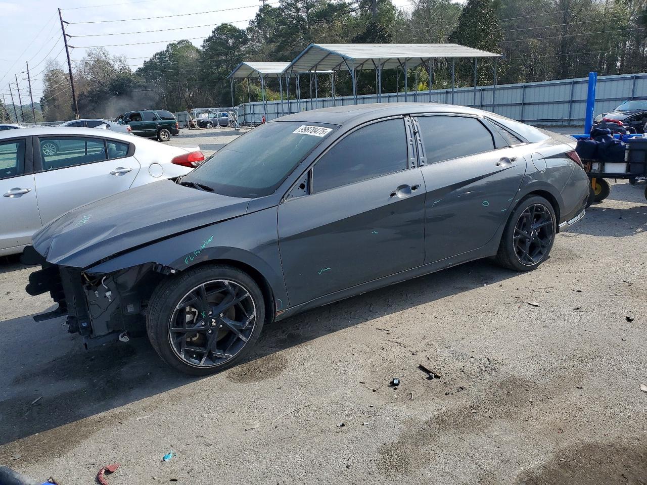 2024 HYUNDAI ELANTRA
