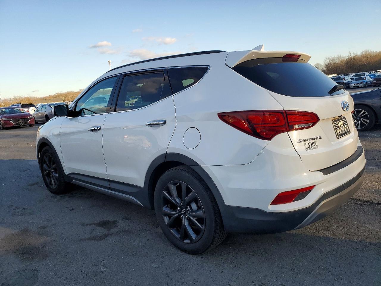 2017 HYUNDAI SANTA FE SPORT photo 2