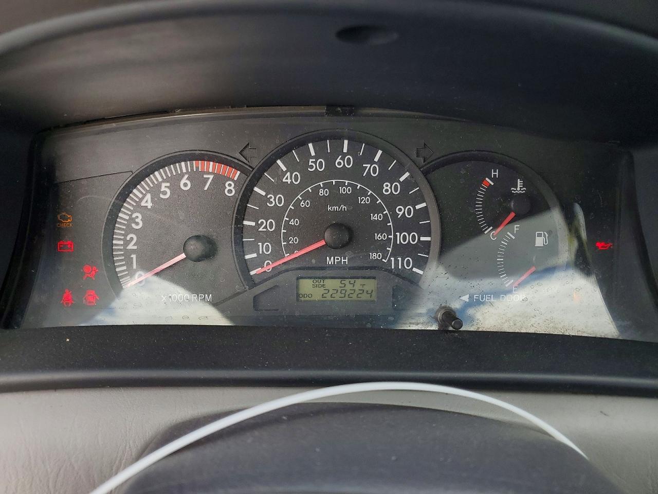 2003 TOYOTA COROLLA CE photo 9