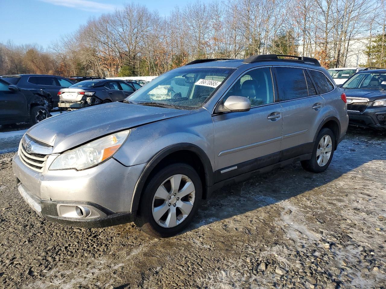2011 SUBARU OUTBACK