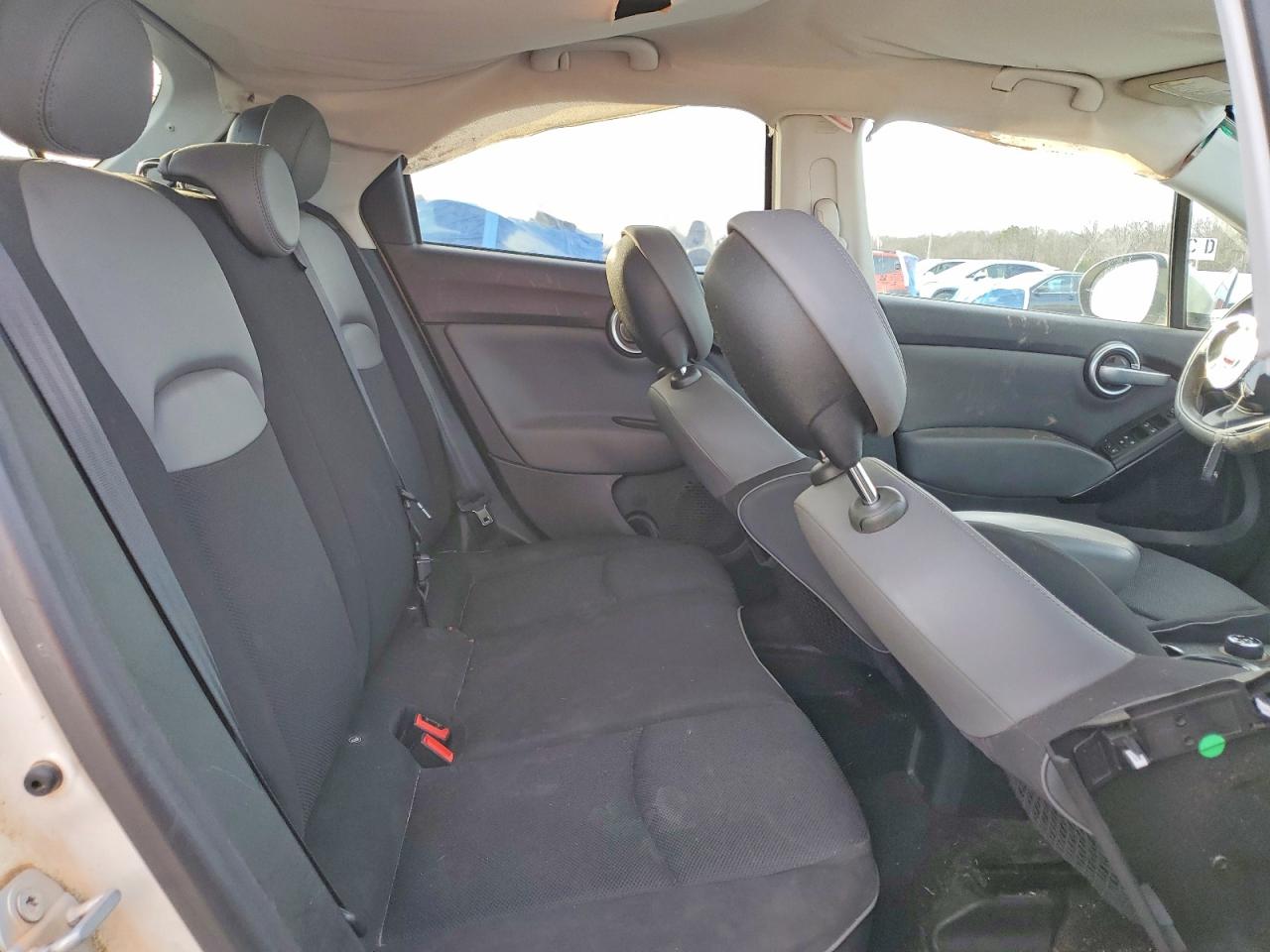 2016 FIAT 500X EASY photo 10