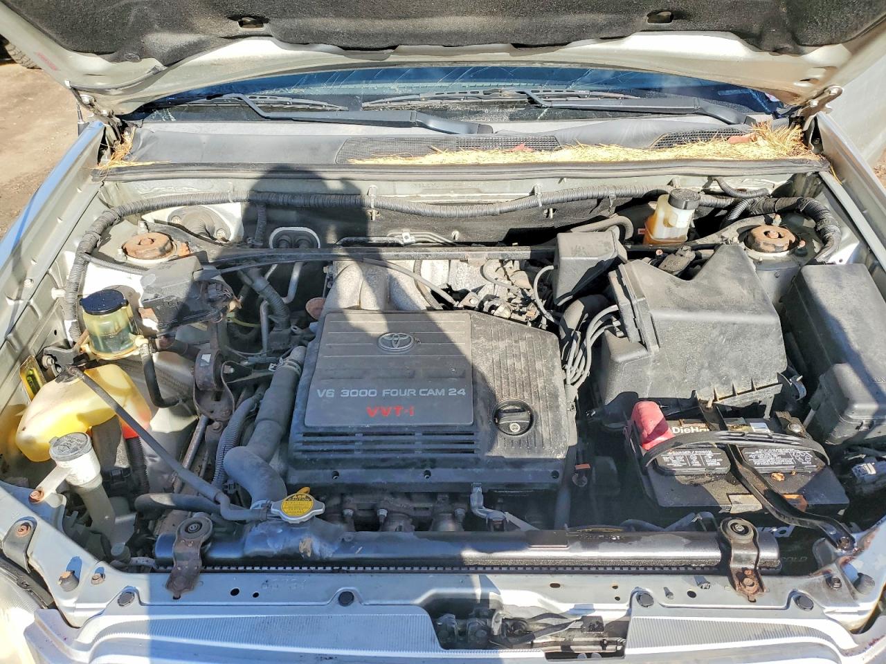 2003 TOYOTA HIGHLANDER LIMITED photo 11