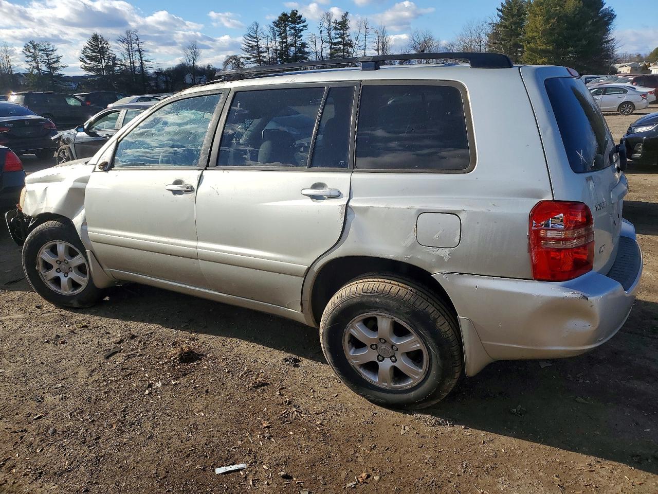 2003 TOYOTA HIGHLANDER LIMITED photo 2