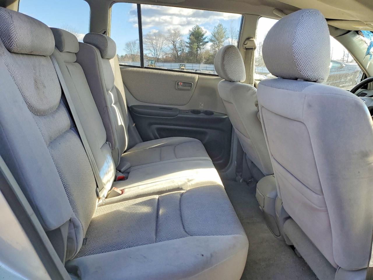 2003 TOYOTA HIGHLANDER LIMITED photo 10