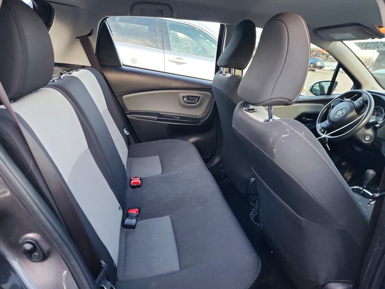 2018 TOYOTA YARIS L photo 19