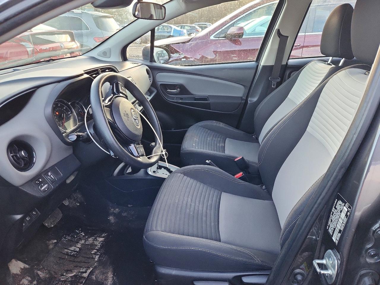 2018 TOYOTA YARIS L photo 13