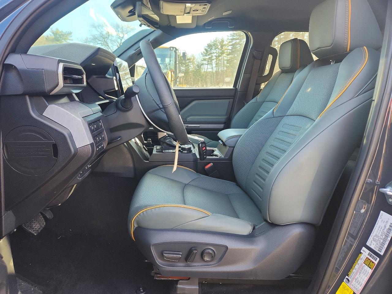 2025 TOYOTA TACOMA photo 7