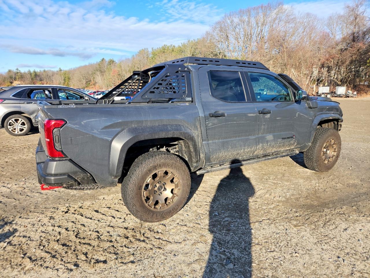 2025 TOYOTA TACOMA photo 3