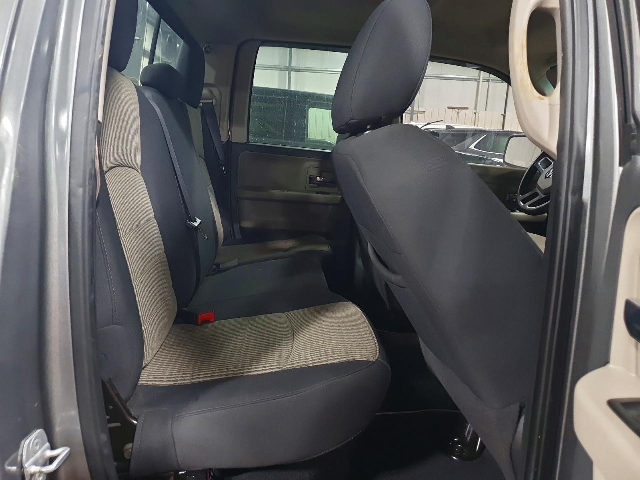 2011 DODGE RAM 1500 photo 10