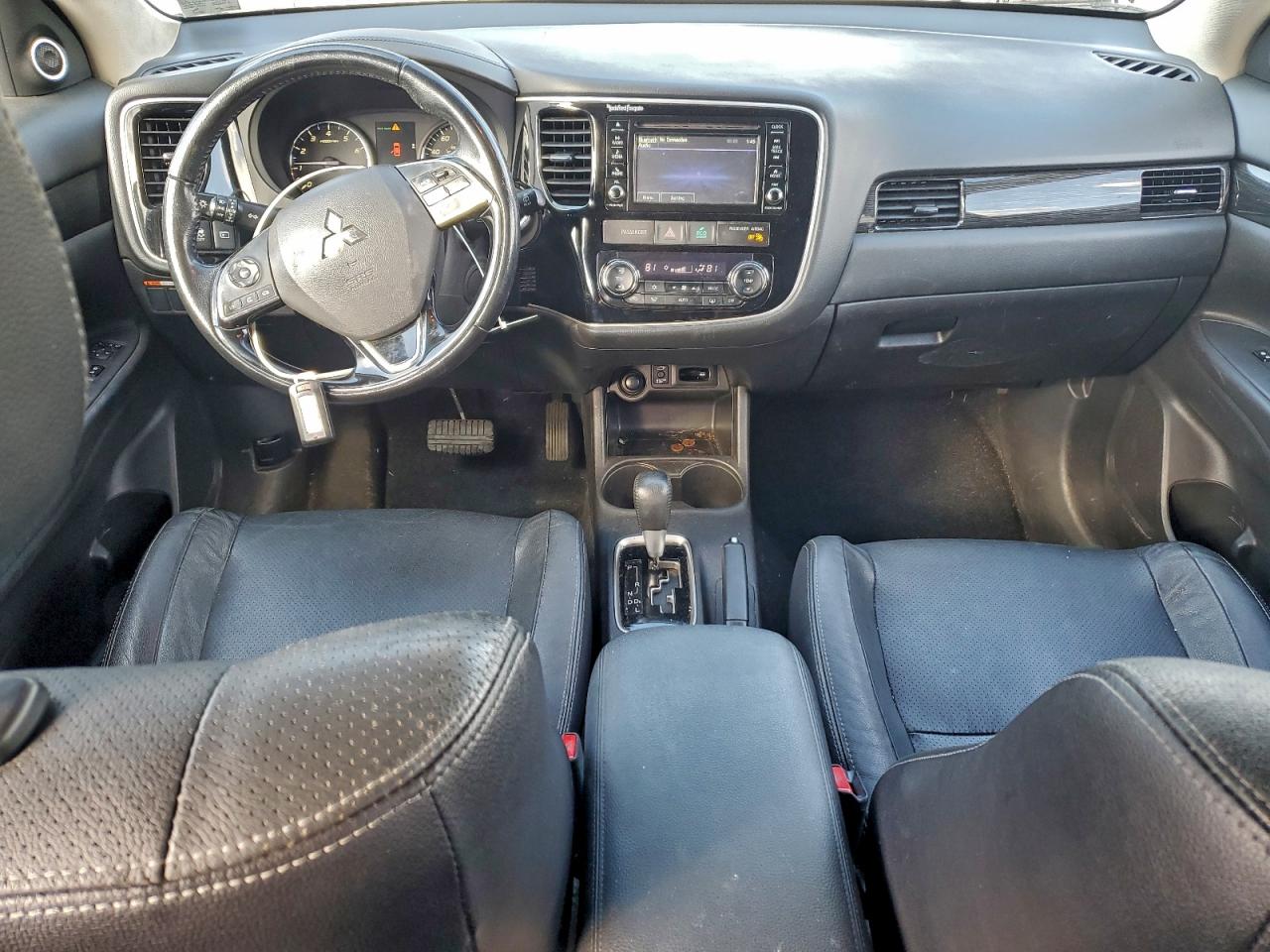 2016 MITSUBISHI OUTLANDER SE photo 8
