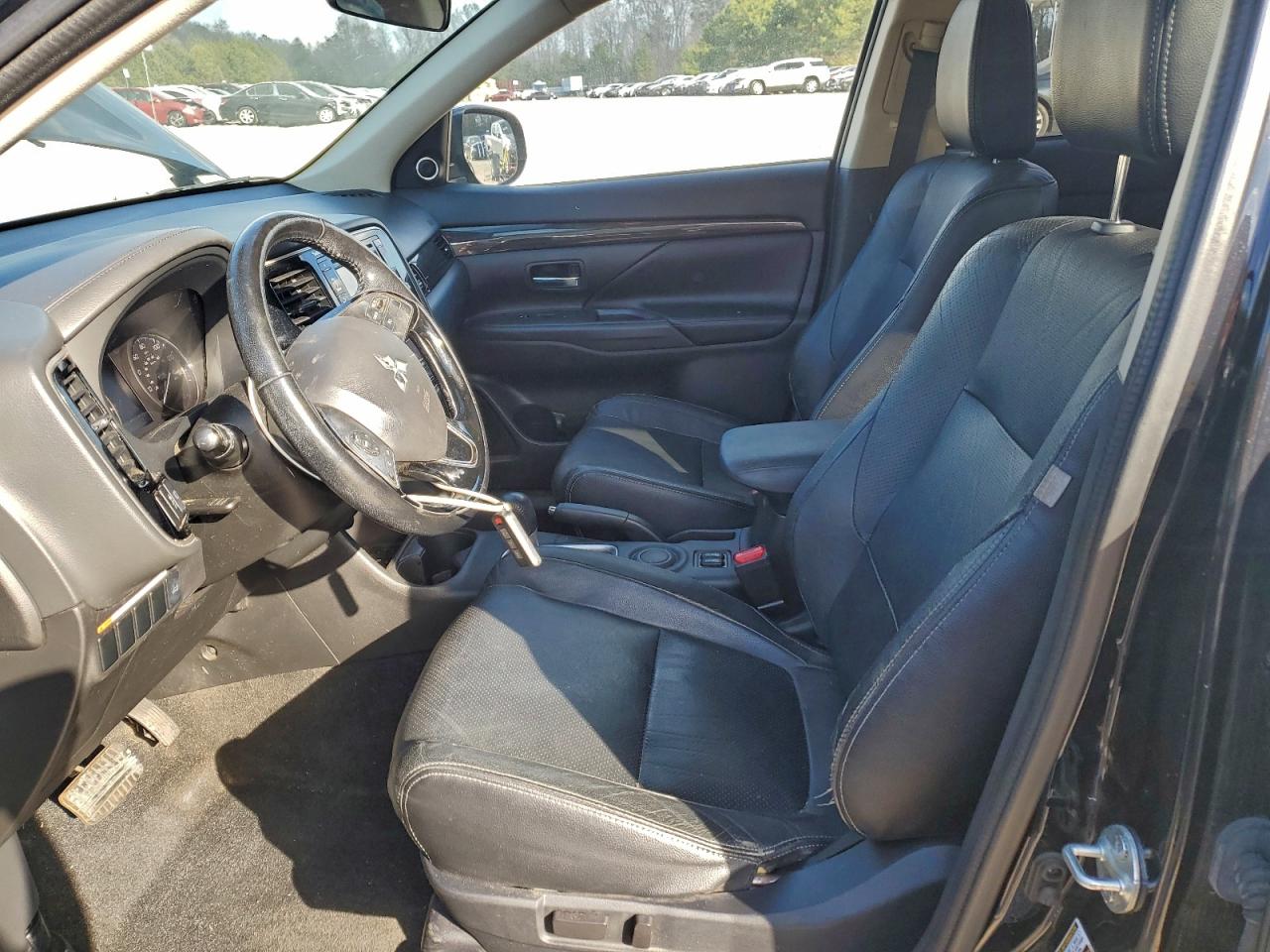 2016 MITSUBISHI OUTLANDER SE photo 7