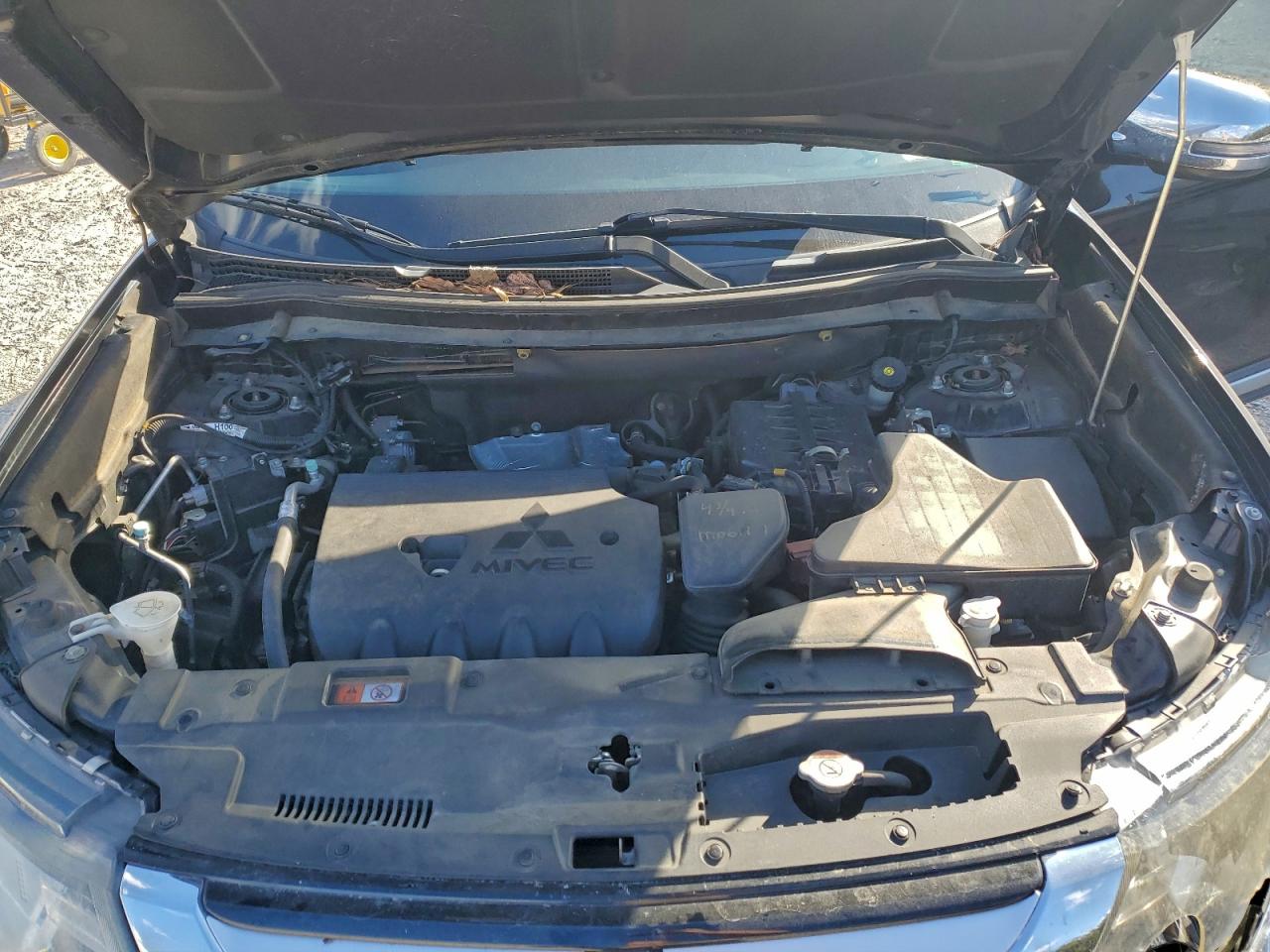 2016 MITSUBISHI OUTLANDER SE photo 12