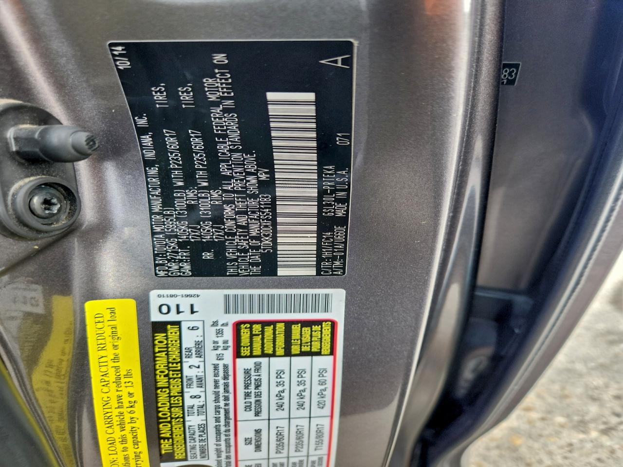 2015 TOYOTA SIENNA LE photo 13