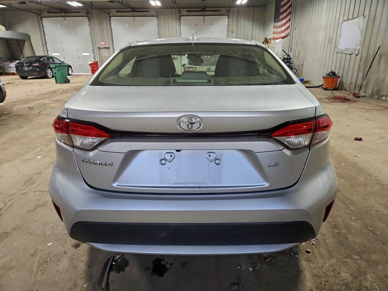 2020 TOYOTA COROLLA LE photo 6