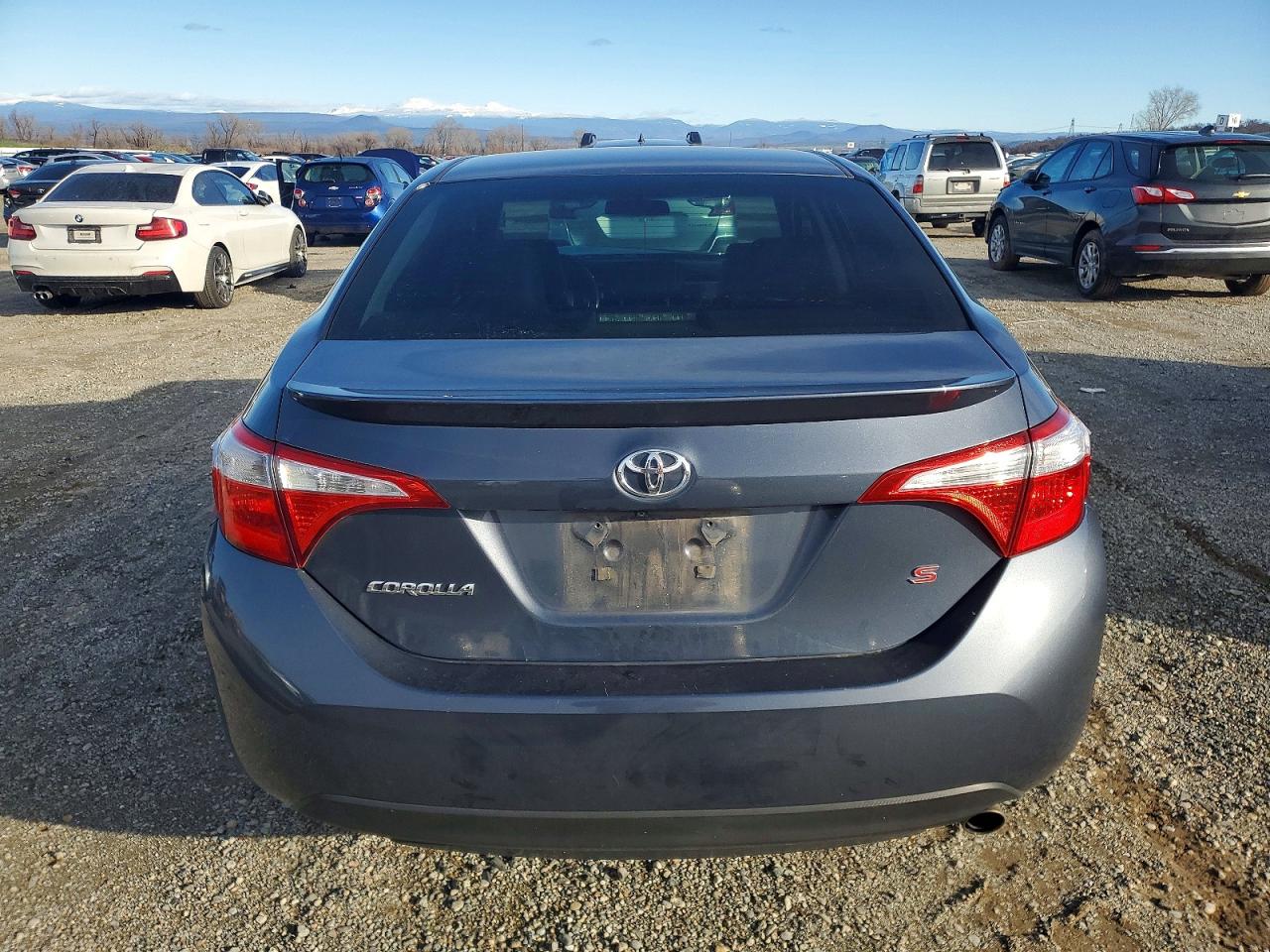 2015 TOYOTA COROLLA L photo 6