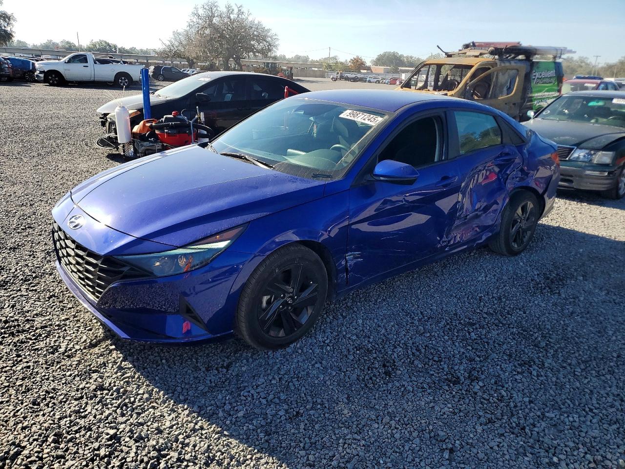 2022 HYUNDAI ELANTRA