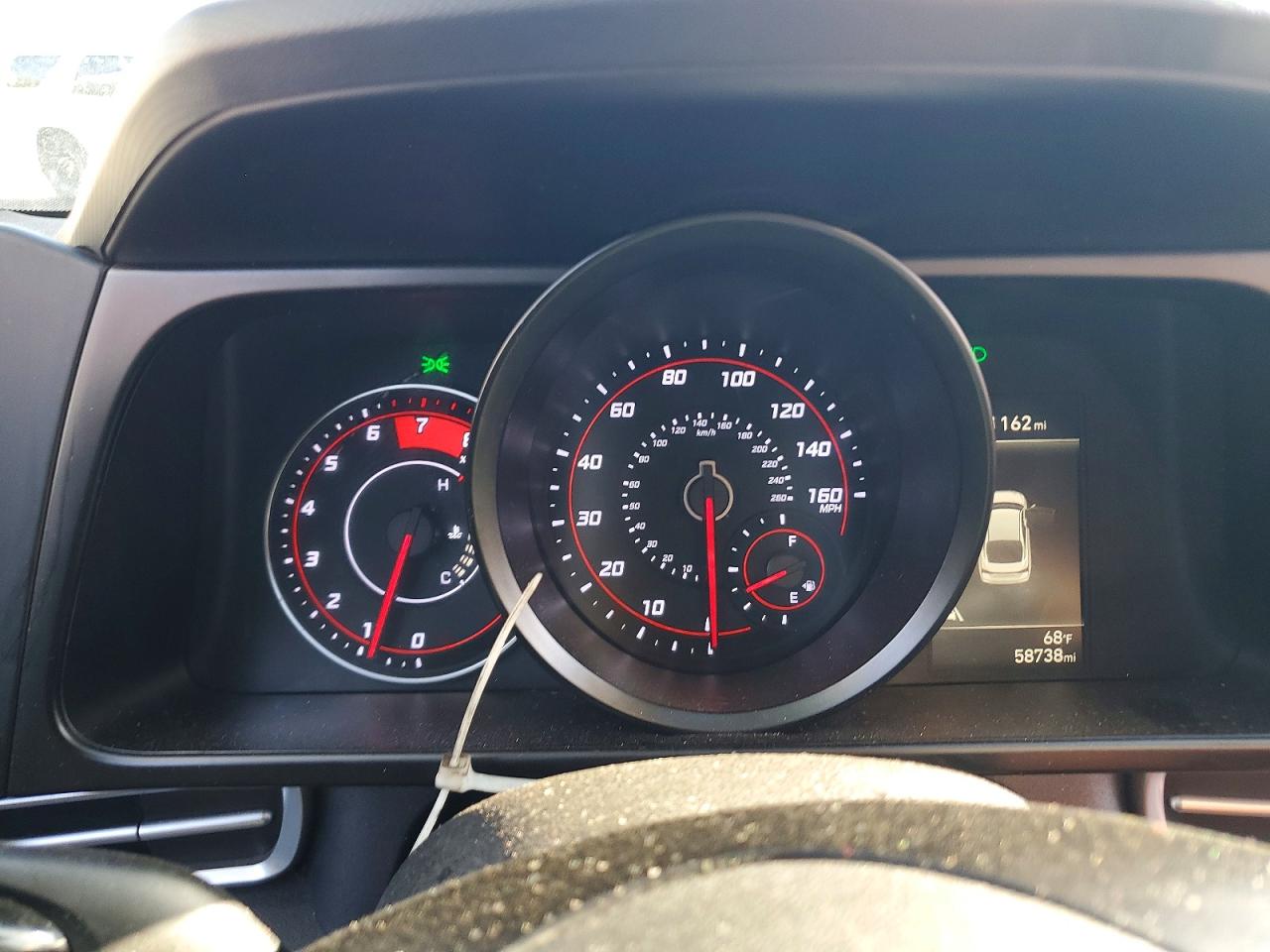 2022 HYUNDAI ELANTRA SEL photo 9