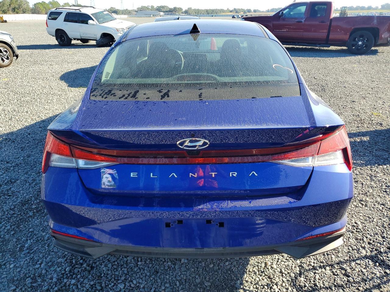 2022 HYUNDAI ELANTRA SEL photo 6