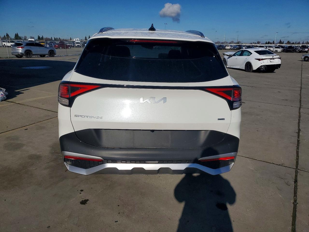 2025 KIA SPORTAGE EX photo 6