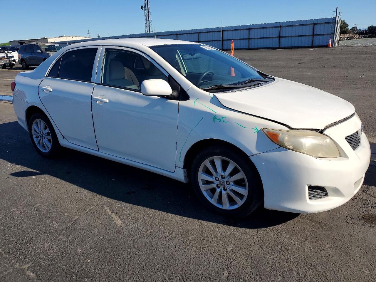2010 TOYOTA COROLLA BASE photo 4