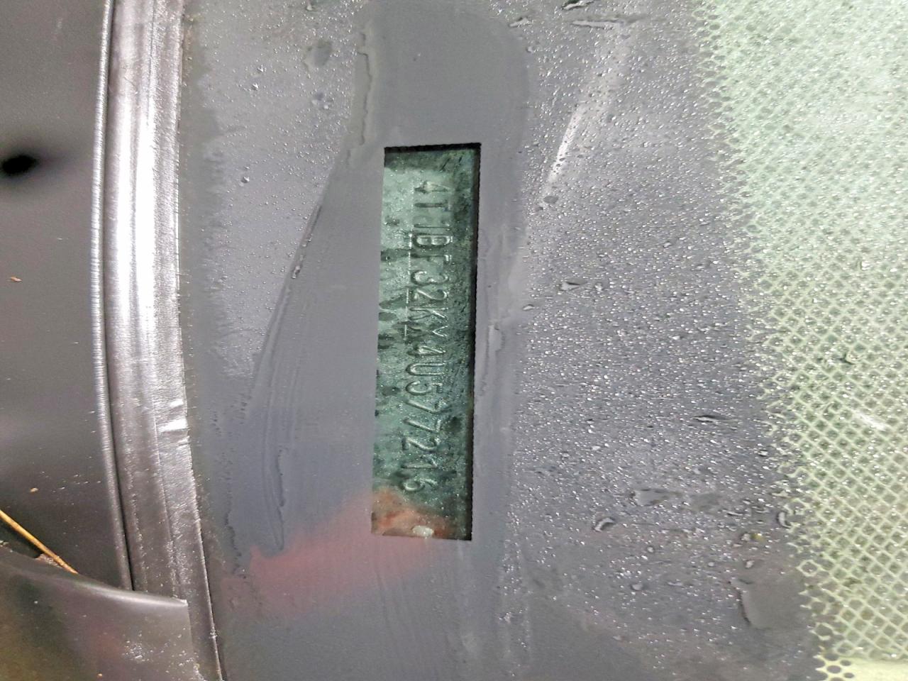 2004 TOYOTA CAMRY XLE V6 photo 12