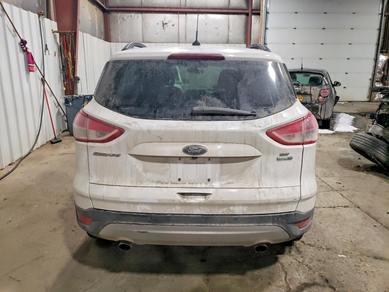 2016 FORD ESCAPE SE photo 21