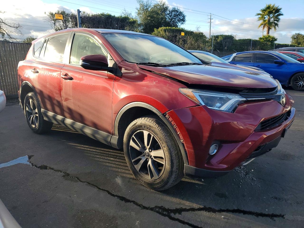 2018 TOYOTA RAV4 ADVENTURE photo 4