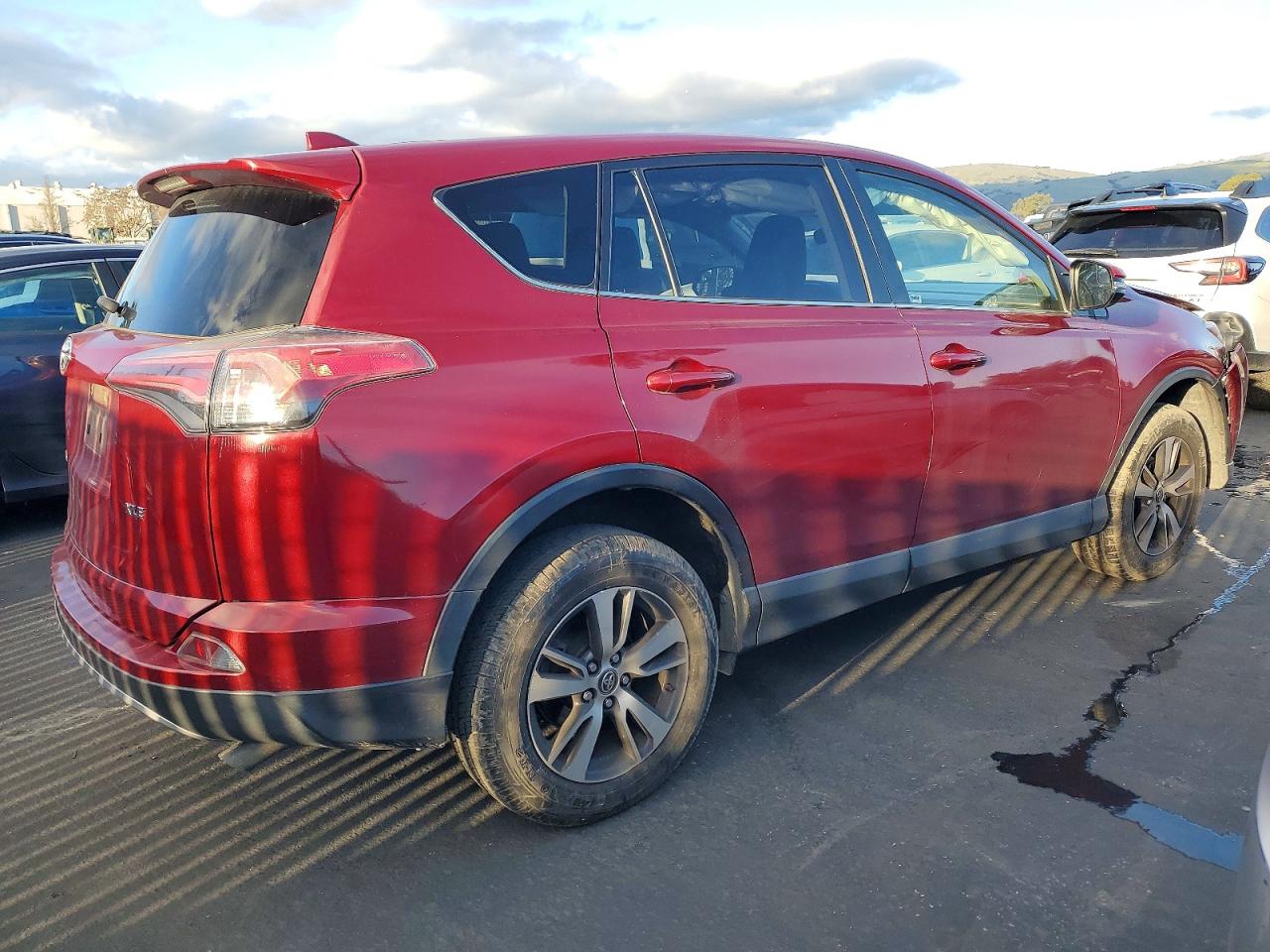 2018 TOYOTA RAV4 ADVENTURE photo 3