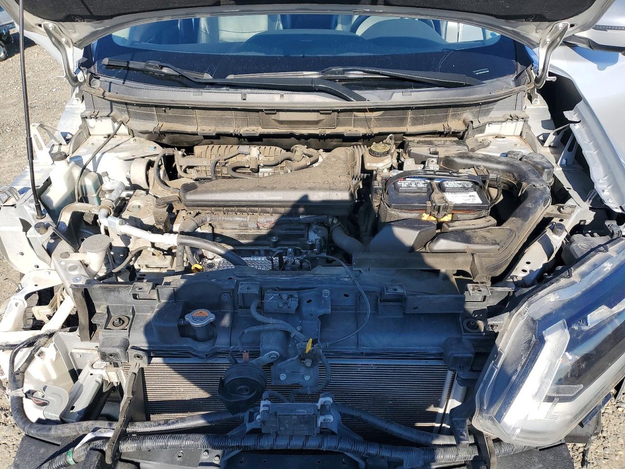 2018 NISSAN ROGUE S photo 11