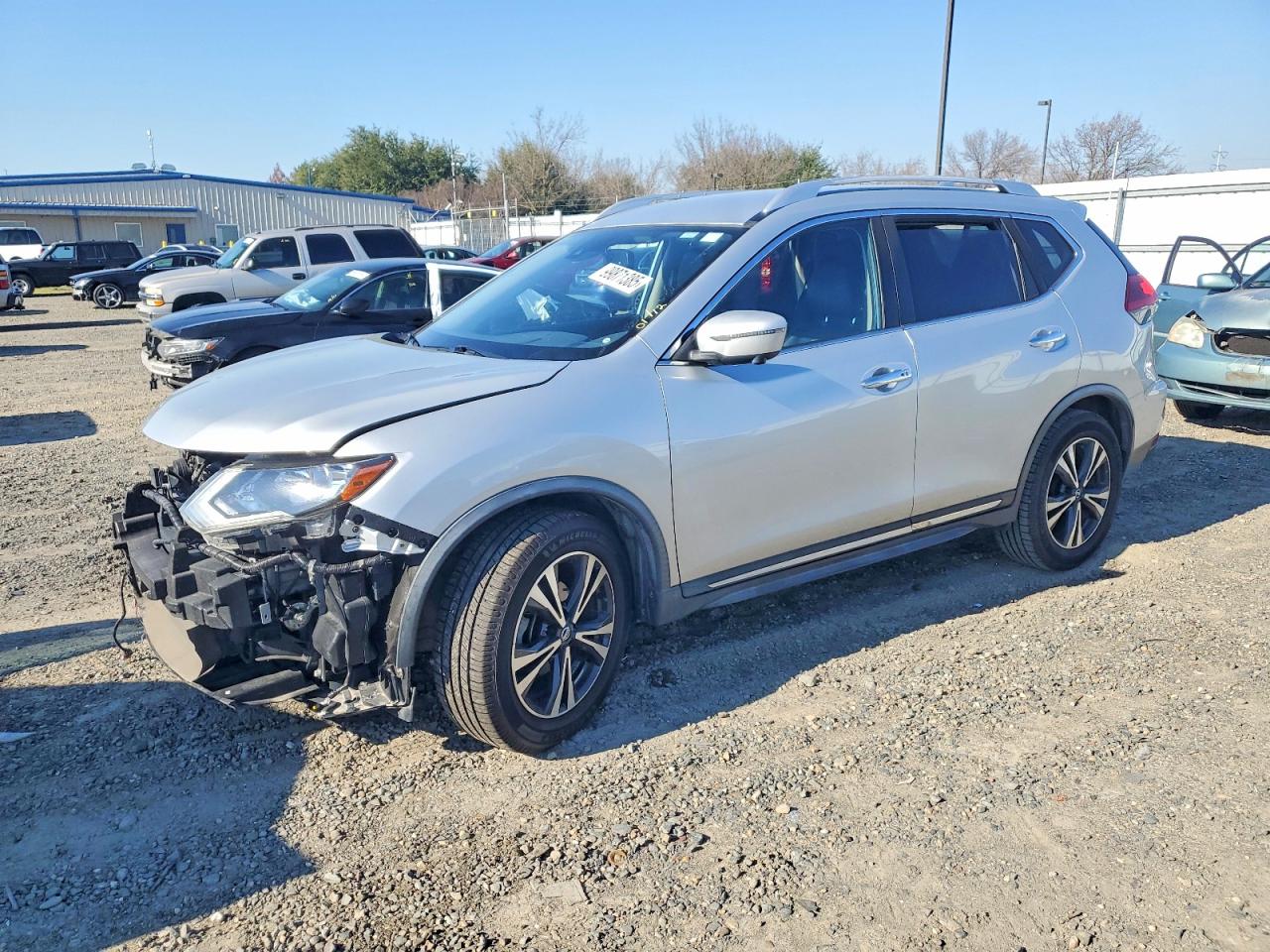 2018 NISSAN ROGUE