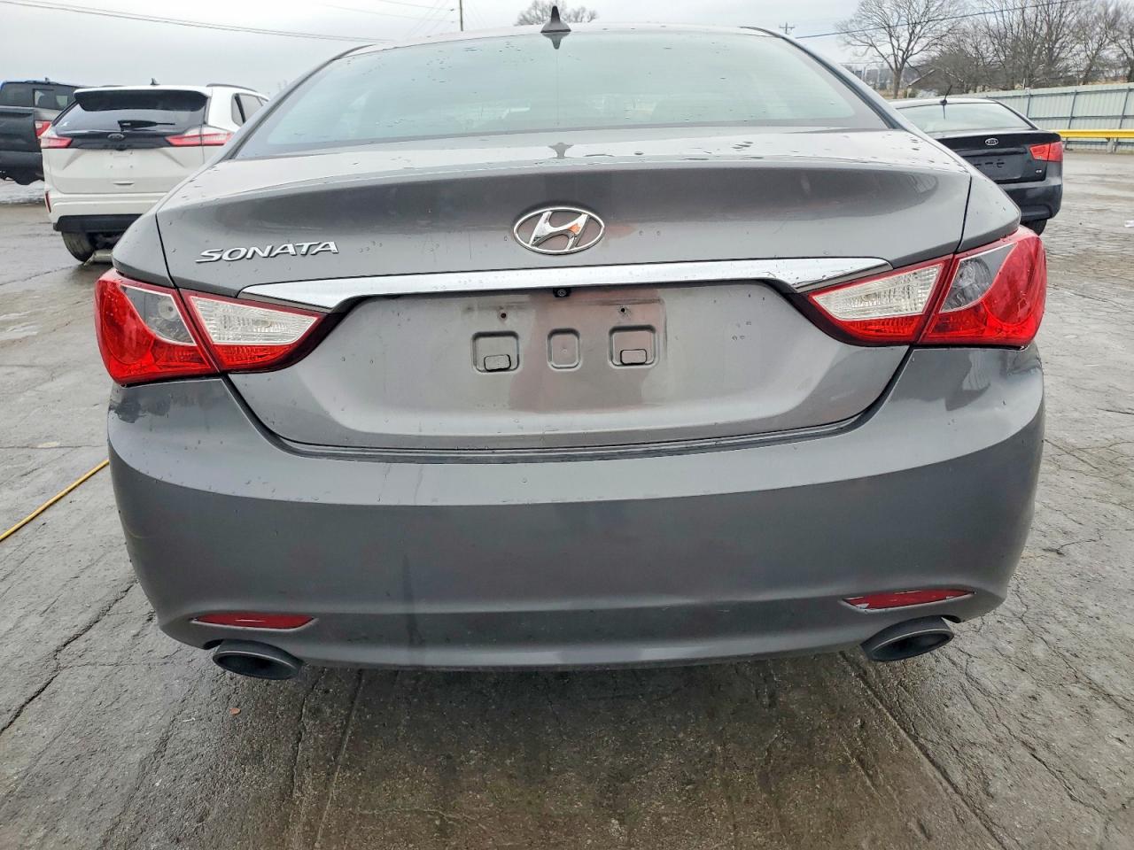 2013 HYUNDAI SONATA SE photo 6