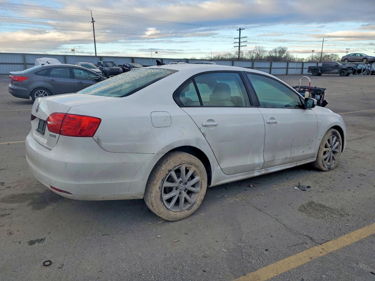 2012 VOLKSWAGEN JETTA SE photo 5