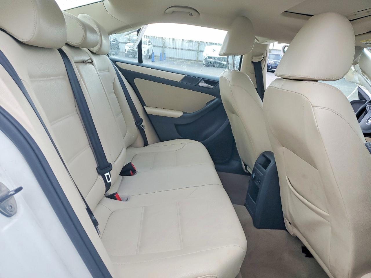2012 VOLKSWAGEN JETTA SE photo 19