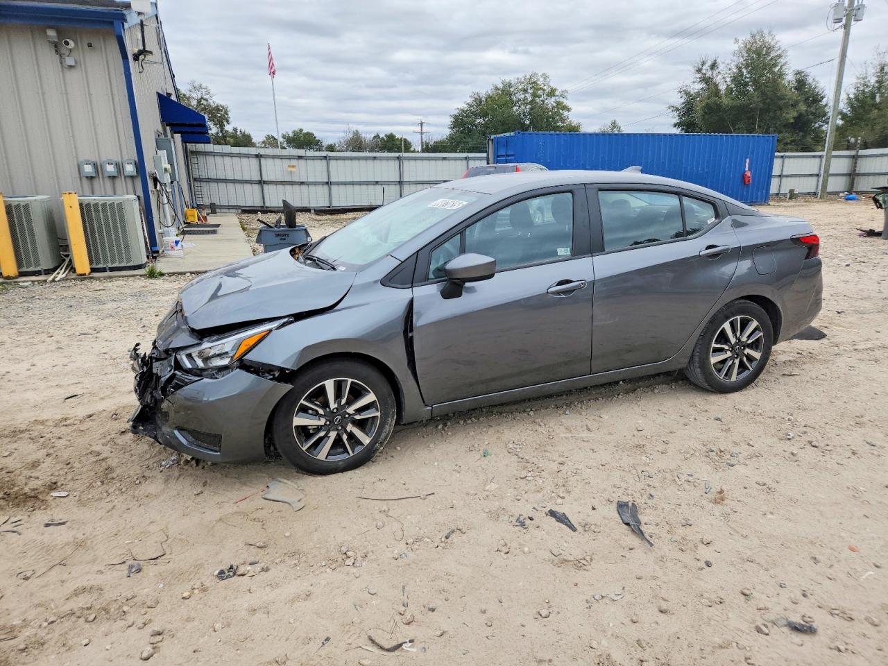 2025 NISSAN VERSA