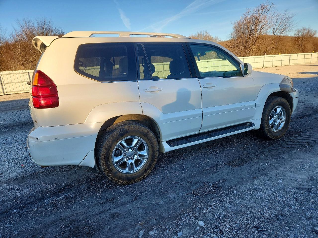 2003 LEXUS GX 470 photo 3