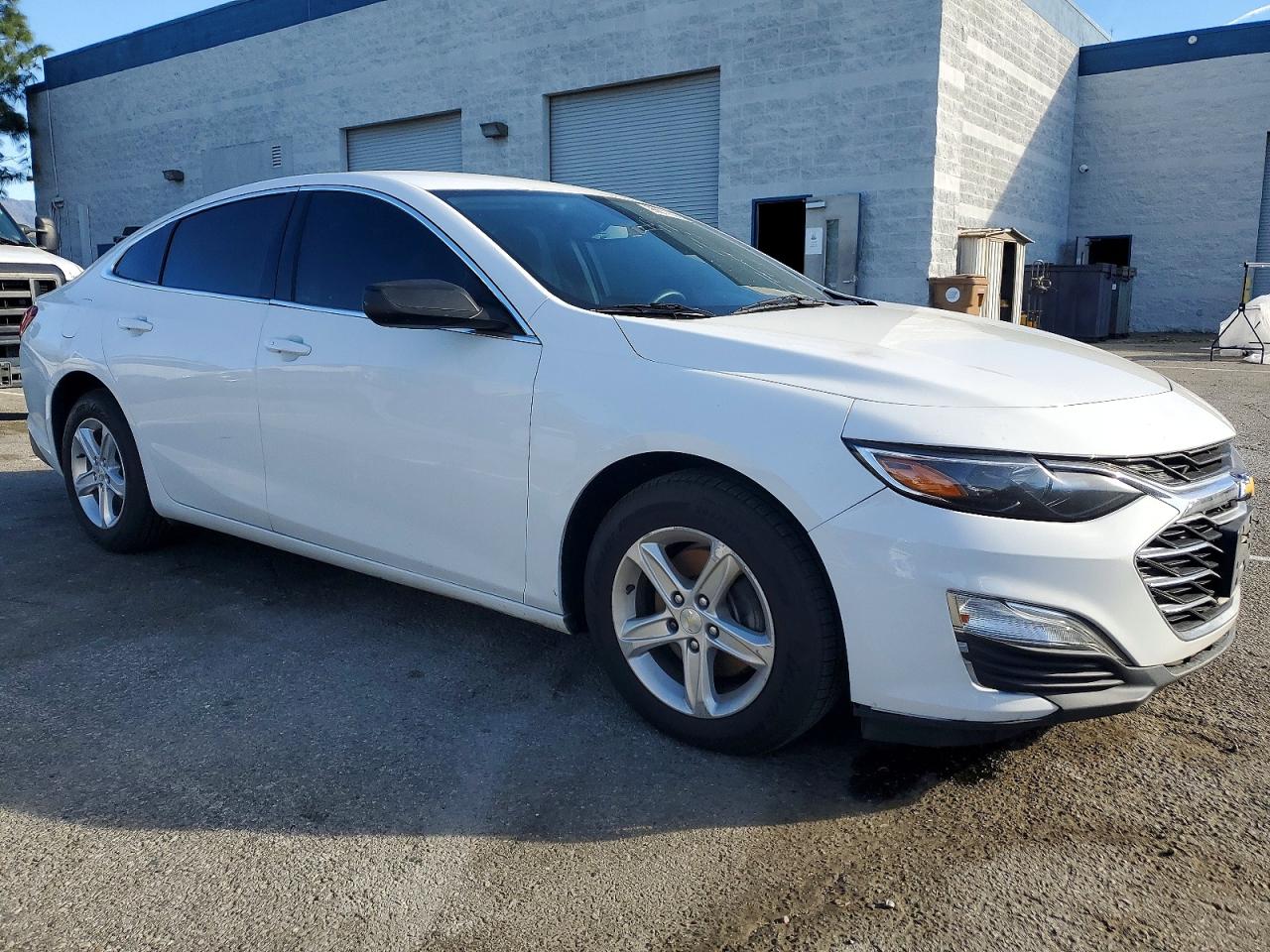2020 CHEVROLET MALIBU LS photo 4