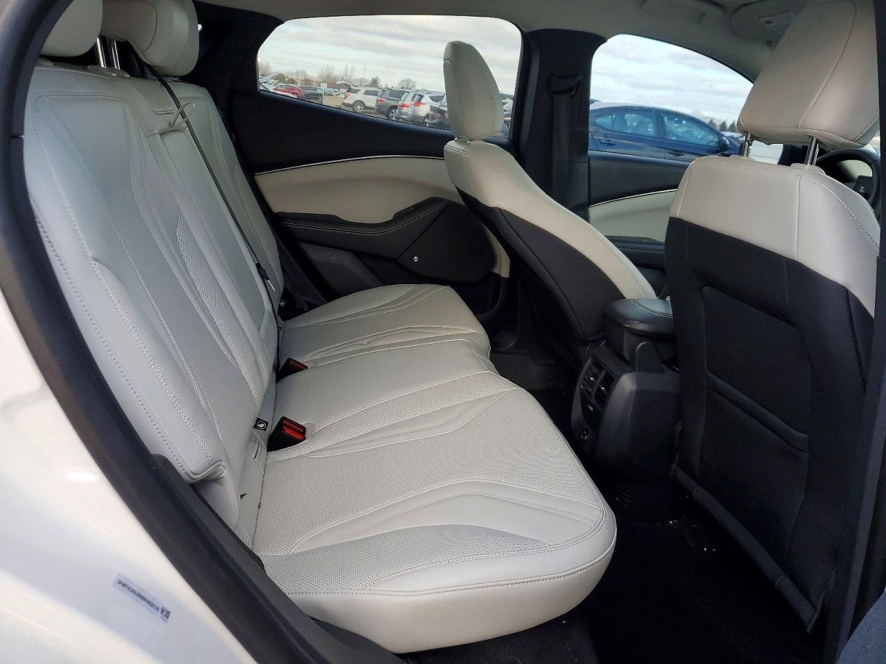 2021 FORD MUSTANG MACH-E PREMIUM photo 19