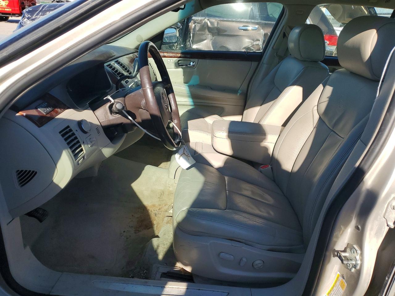 2007 CADILLAC DTS photo 13