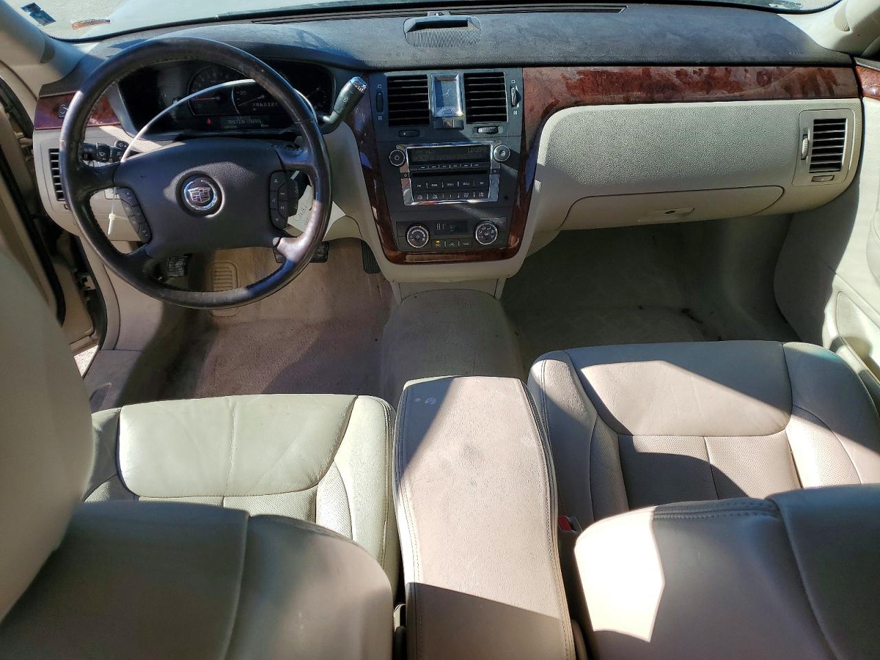 2007 CADILLAC DTS photo 15