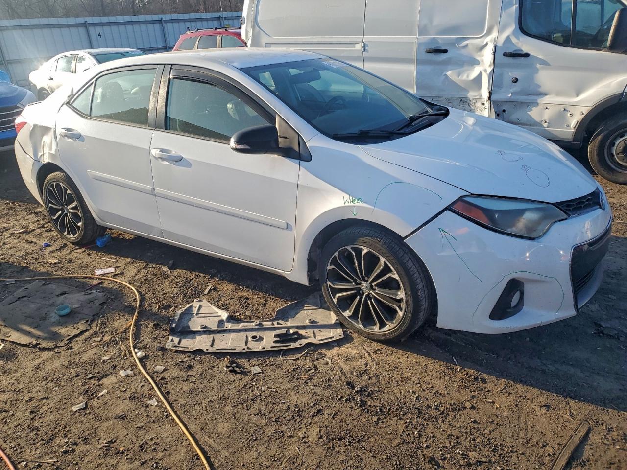 2016 TOYOTA COROLLA L photo 4