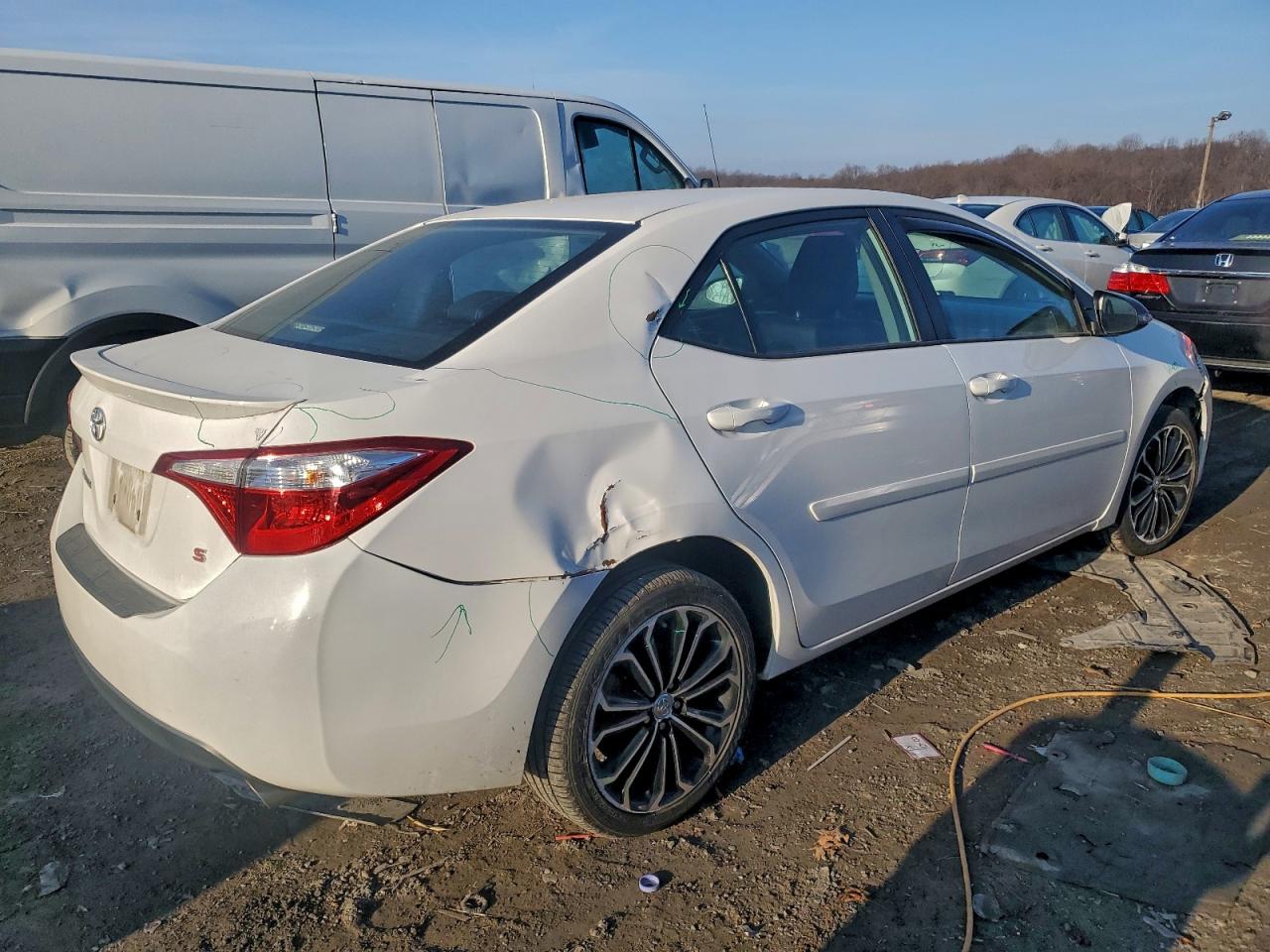 2016 TOYOTA COROLLA L photo 3