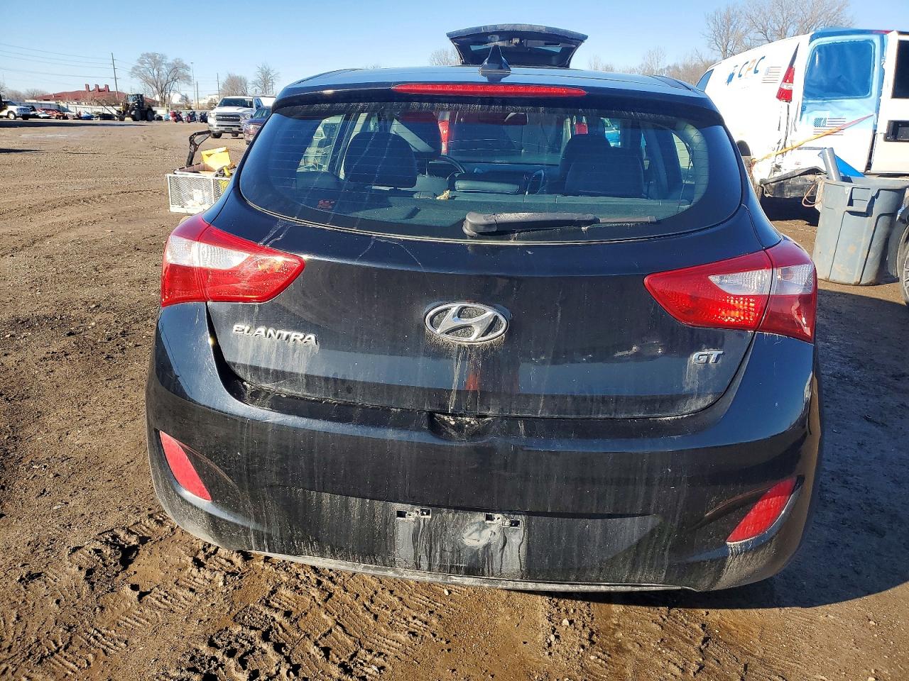 2013 HYUNDAI ELANTRA GT photo 6