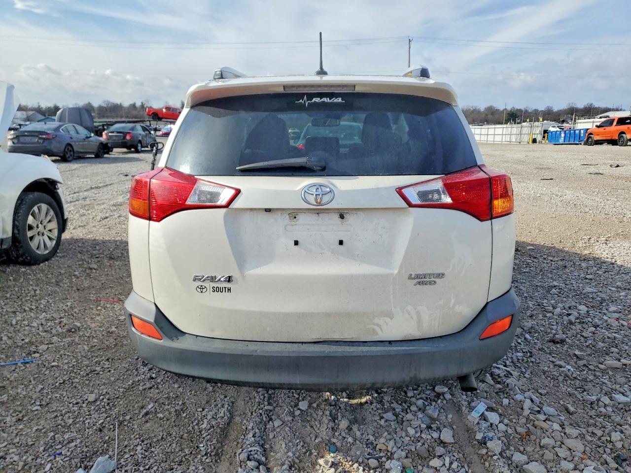 2015 TOYOTA RAV4 LIMITED photo 6