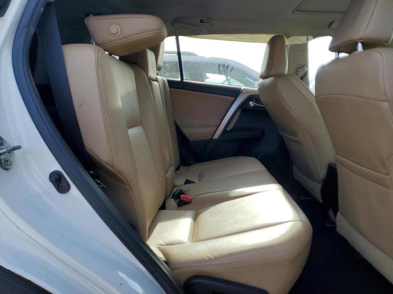 2015 TOYOTA RAV4 LIMITED photo 11